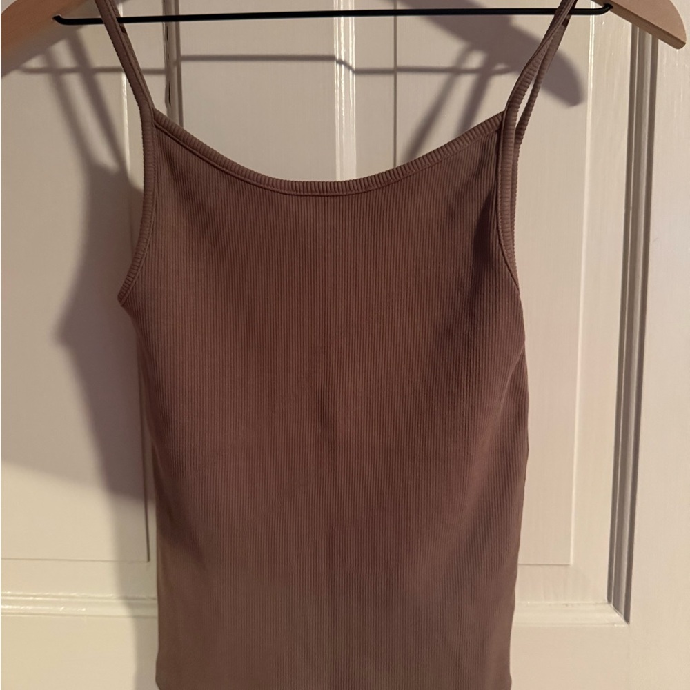 Donni women’s Ribbed Tank Top - Brown
